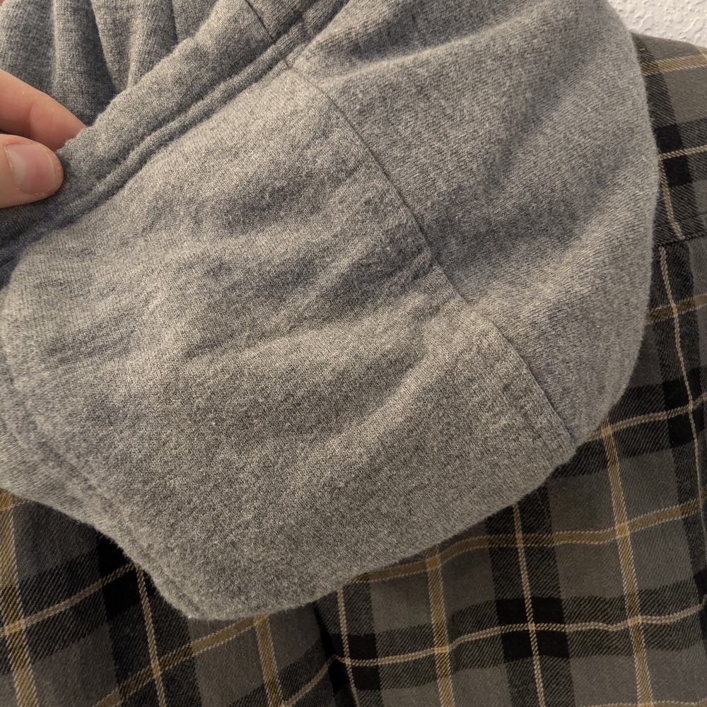 Craftsman Men's Gray and Tan Plaid Shirt Jacket - Picture 6 of 9